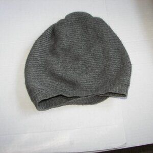 Portolano women's gray beanie Medium size